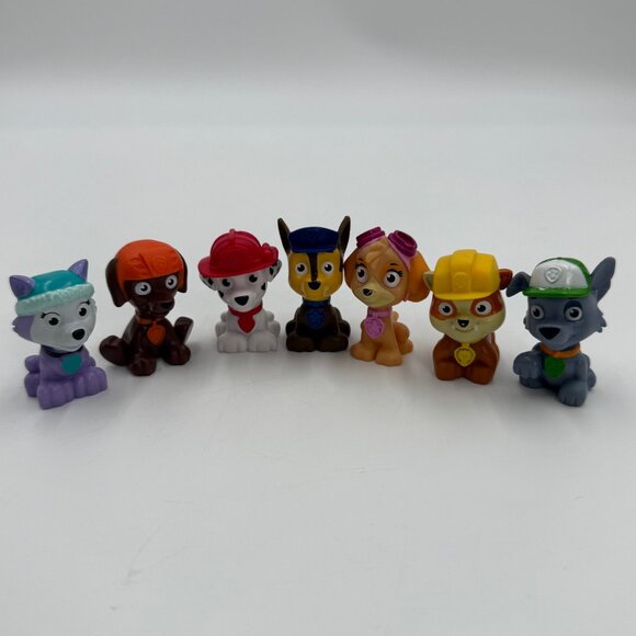 Paw Patrol Dog Puppy Mini Action Figures Toys PVC Lot 7 Pcs Cake Toppers Skye - Picture 1 of 9